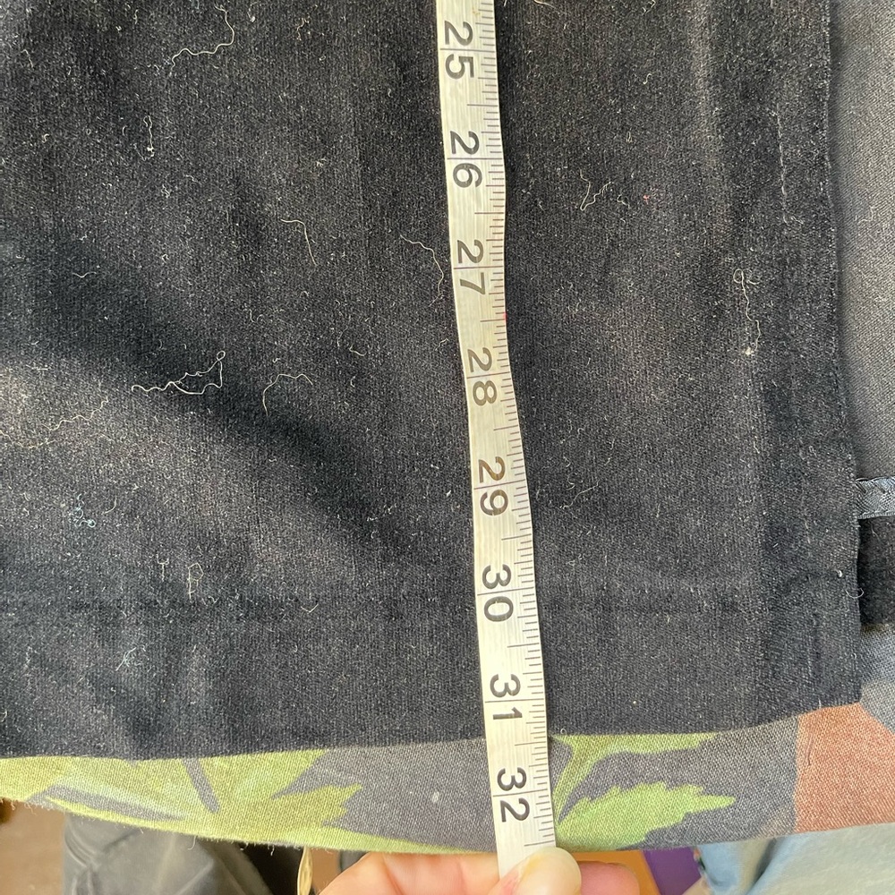 Vintage velvet skirt with front pleats and pockets - Picture 4 of 6